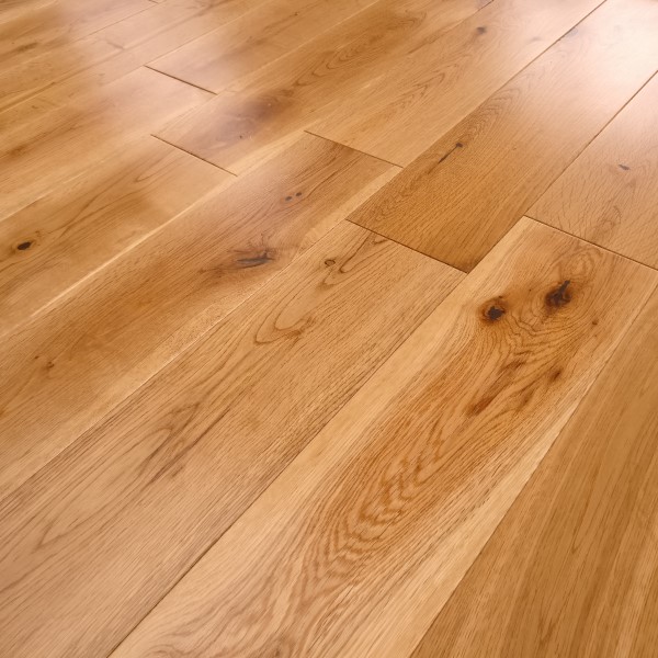 125mm x 18mm Rustic Oak Lacquered Solid Wood Flooring 