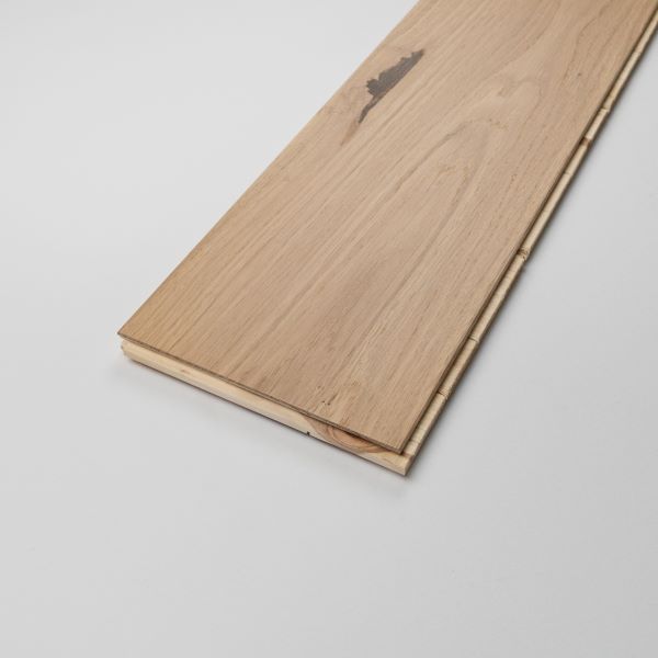 150mm x 14/3mm x 1900mm Oak Invisible Lacquered Rustic Grade Engineered Wood Flooring 