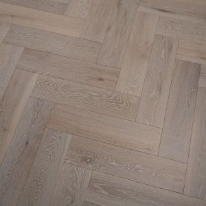 150mm x 14/3mm x 600mm White Washed Oak Herringbone Engineered Rustic Click Flooring Brush & Lacquered