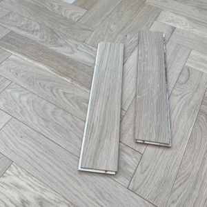 90mm x 10/3mm x 450mm Oak Brush & Invisible Lacquered Herringbone Engineered Rustic Flooring 